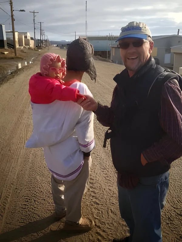 Day 16 Touring Pond Inlet, Jun 15, 2014
